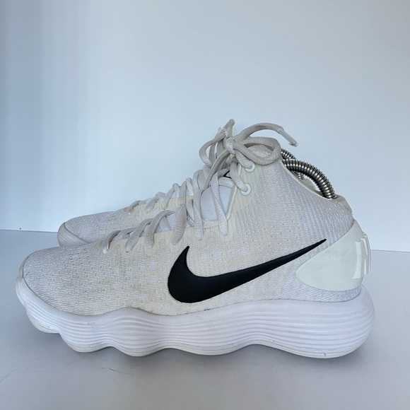 *SOLD*Nike hyperdunk - Picture 2 of 5